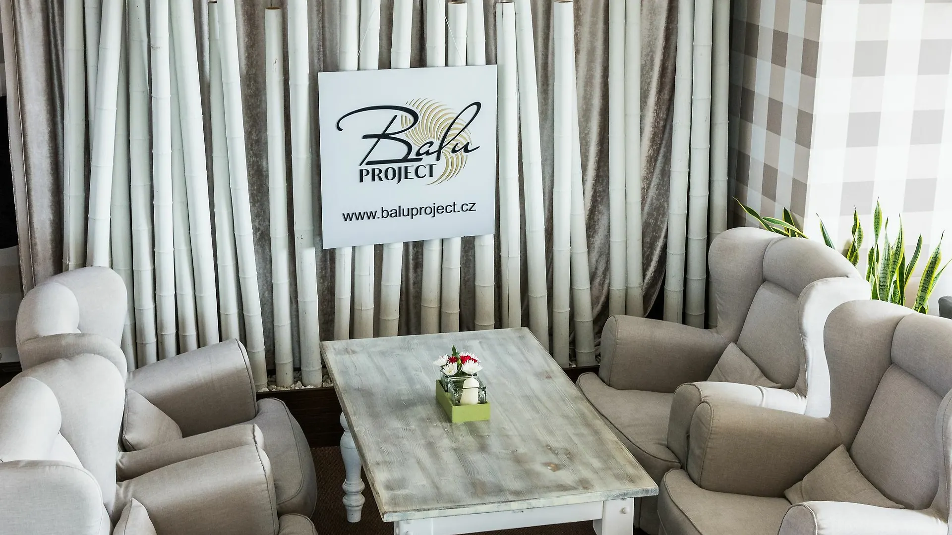 Balu Apartments Praga Czechy